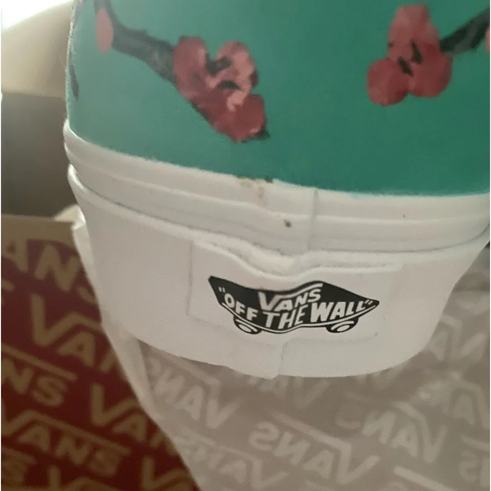 NWT Custom hand painted Vans - Picture 9 of 13